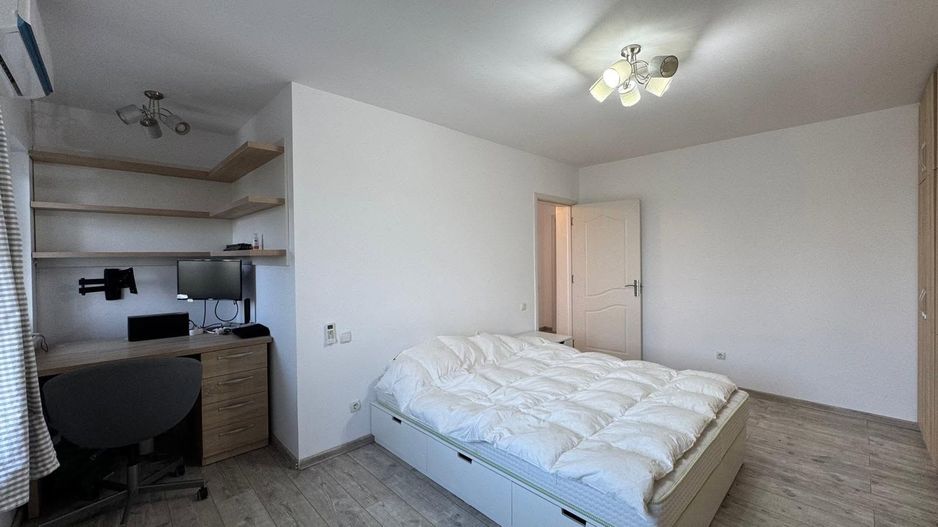 Vând casă lângă lacul Crevedia, complet mobilată și utilată, plus magazie - Poză 7