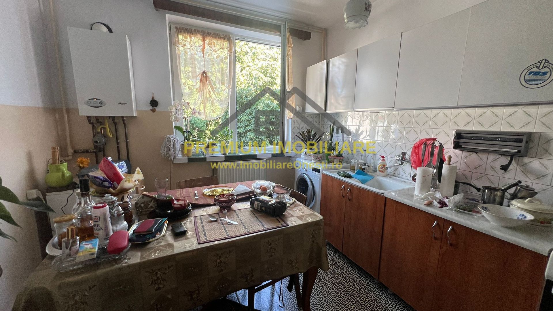 Apartament 4 camere zona centrala etaj 2 - Poză 4