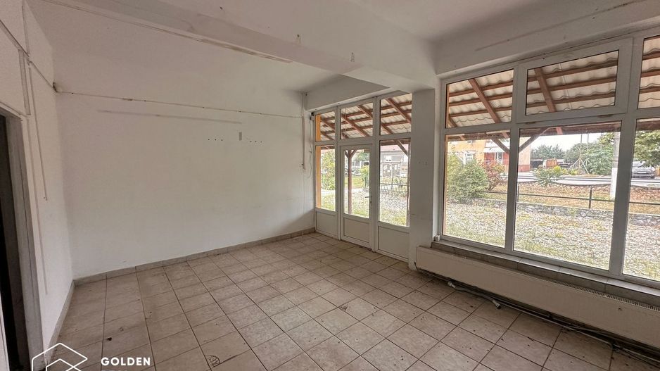 Oportunitate! Spatiu comercial Seleus, parter+etaj, 180 mp - Poză 2