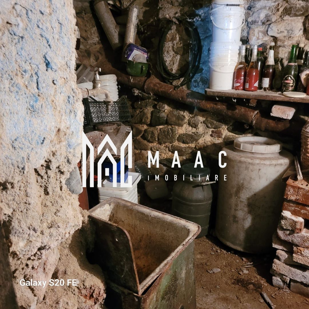 Cisnadie I Central I Casa de renovat I 500 mp teren - Poză 18