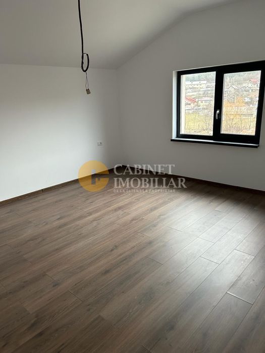 Casa individuala 4 camere TOMESTI Sala Sporturilor - Finalizata - GARAJ - Poză 5
