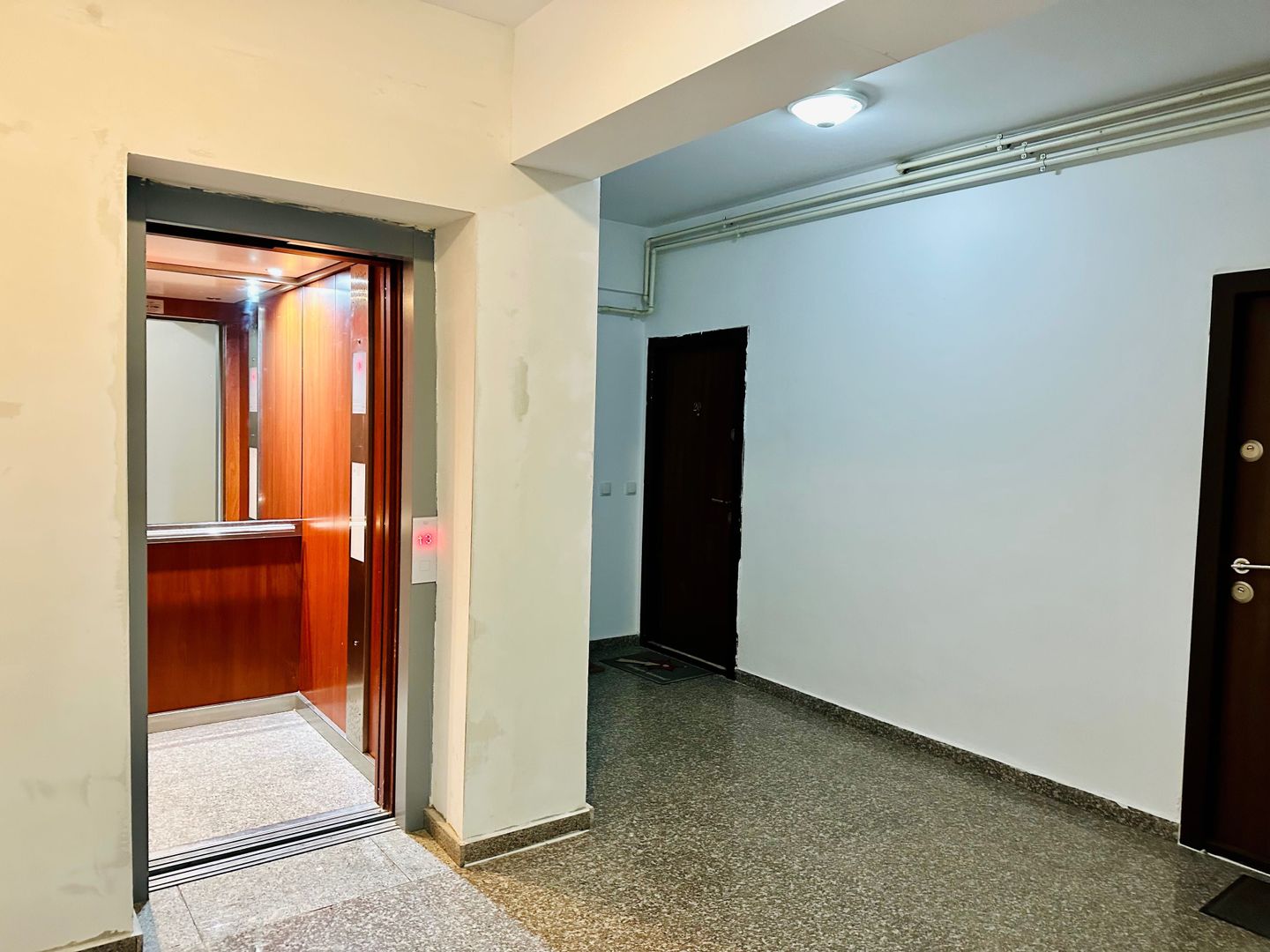 Apartament 2 camere Aviatiei, bloc 2016, terasă 13 mp, - Poză 4