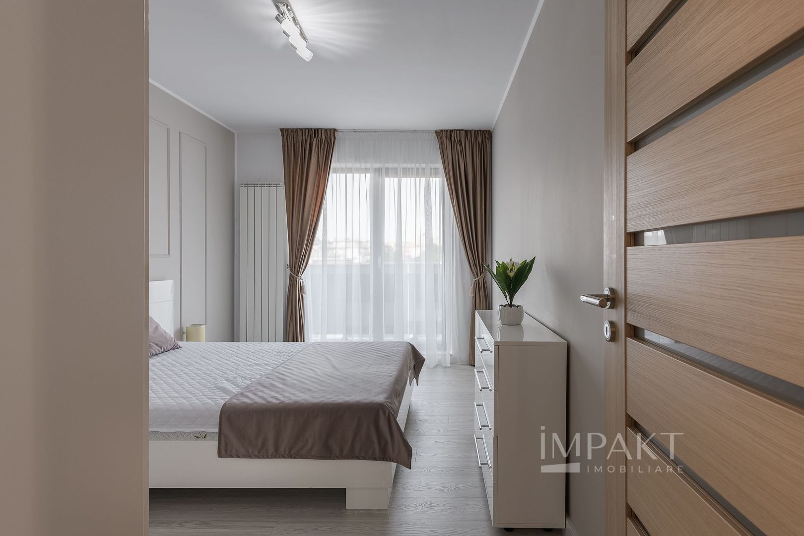 Penthouse in Zorilor cu 4 camere - Poză 11