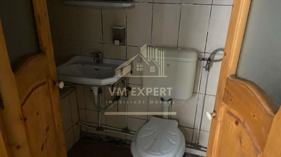 VILA 7 CAMERE, TEREN 337 MP, CENTRU CAMPULUNG - Poză 10