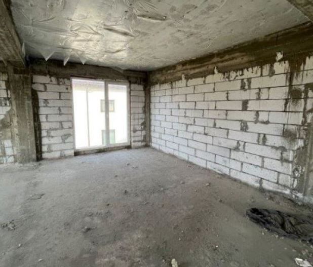 Casa nefinalizata Domnesti - Poză 4