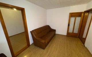 APARTAMENT 2 CAMERE PARTER VIṢOI CAMPULUNG - Poză 1