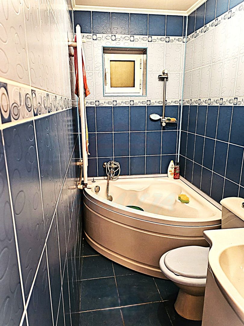 56.ooo Euro negociabil, 55 mp, 2 camere, etaj 4 din 5, liber, zona I.R - Poză 1