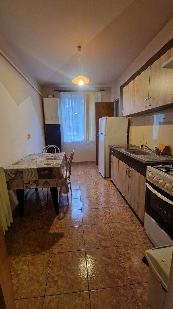 Apartament 2 camere de inchiriat in Alba Iulia,  zona Hotel Cetate - Poză 8
