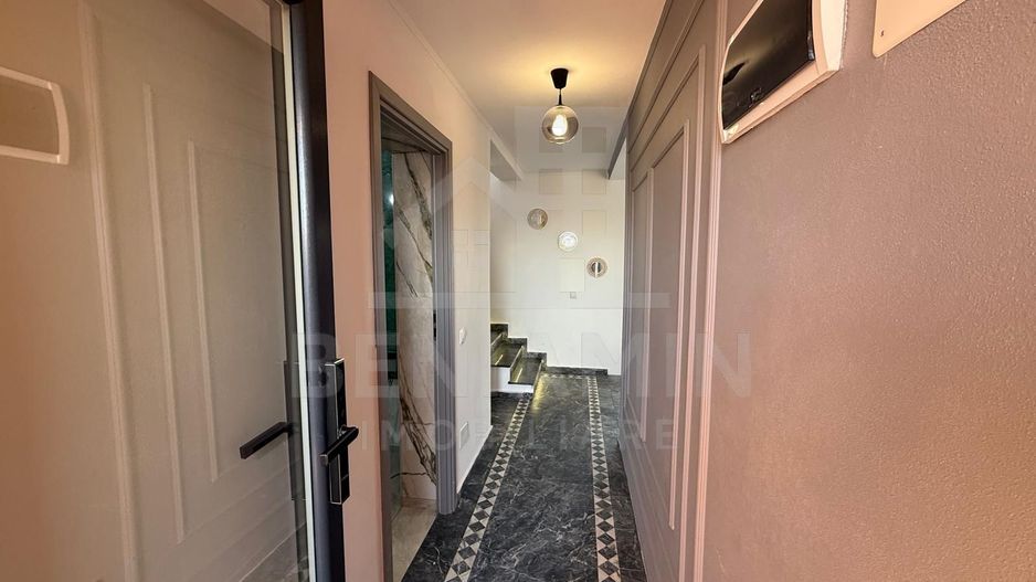 Casa Moderna-Lux-La cheie-Mobilata-Utilata-Model deosebit-Libera - Poză 10