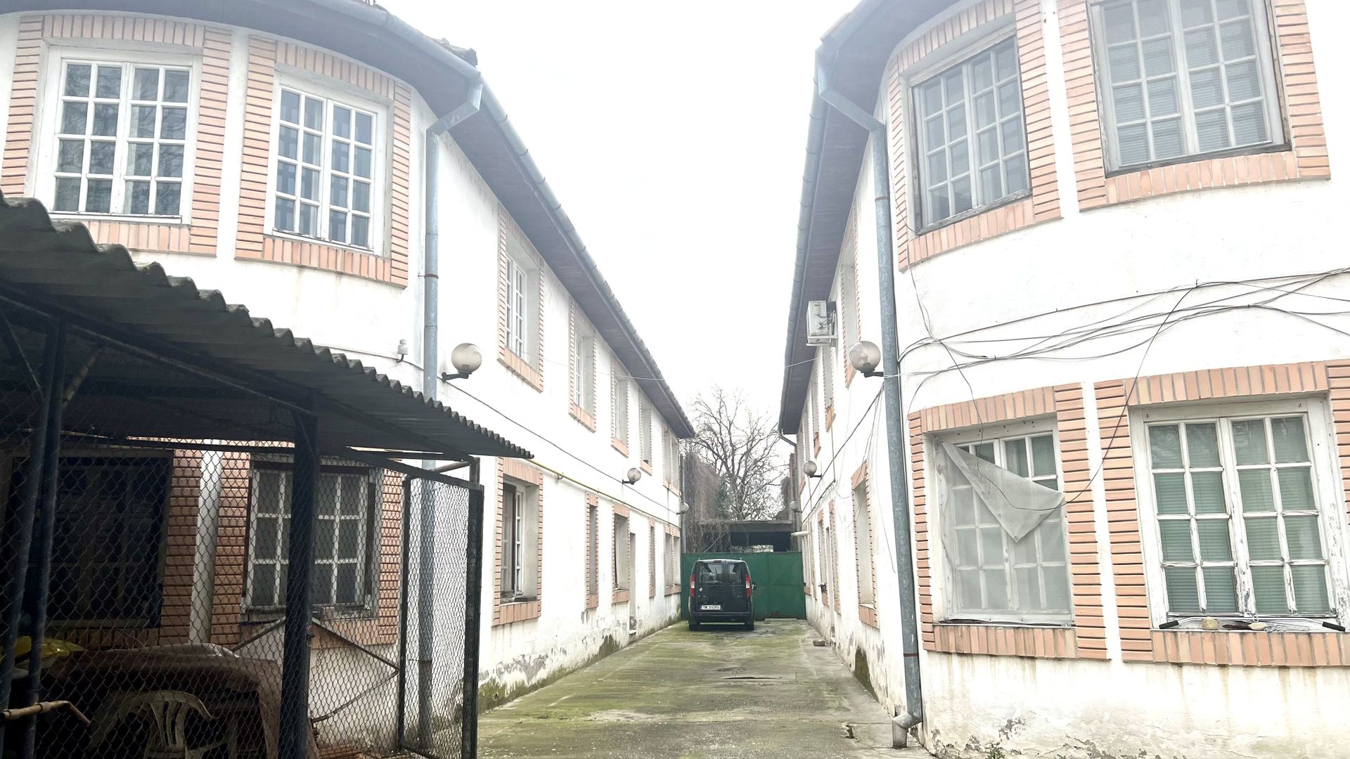 IMOBIL CU MULTIPLE DESTINATII - Poză 1