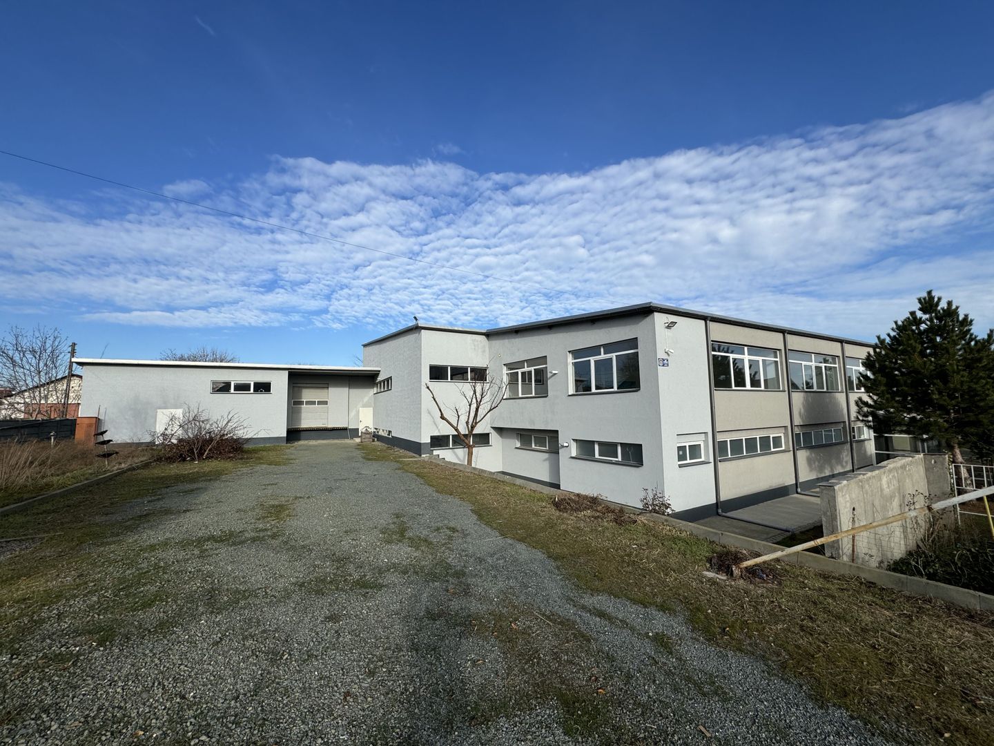 Hala productie P+1 si apartament de serviciu Navodari - c-tie beton - Poză 3