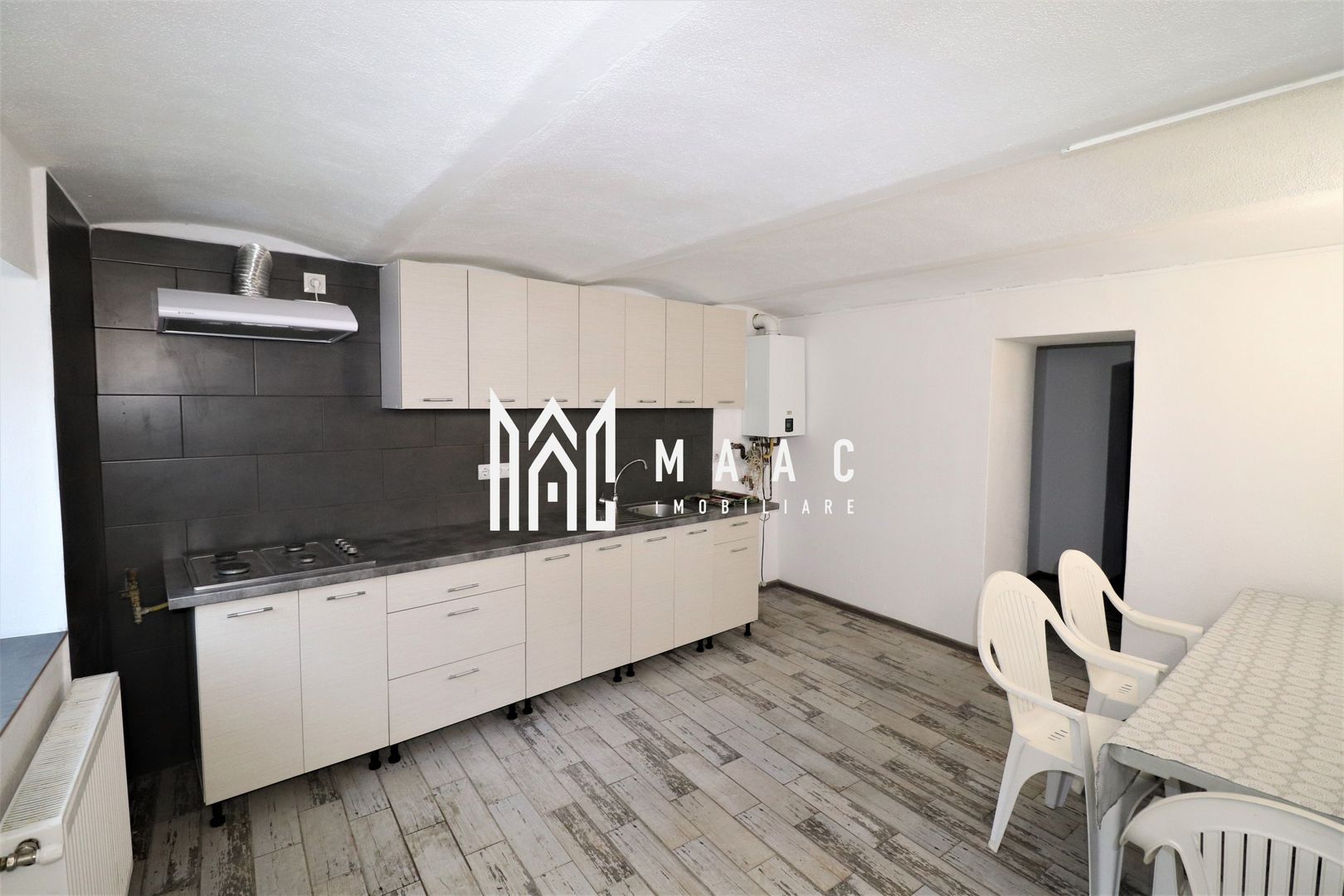 Casă de inchiriat I Cazare muncitori I 29 locuri I Sura Mica - Poză 2