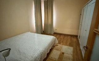 Apartament în vila Rond Alba Iulia/Decebal - Poză 2