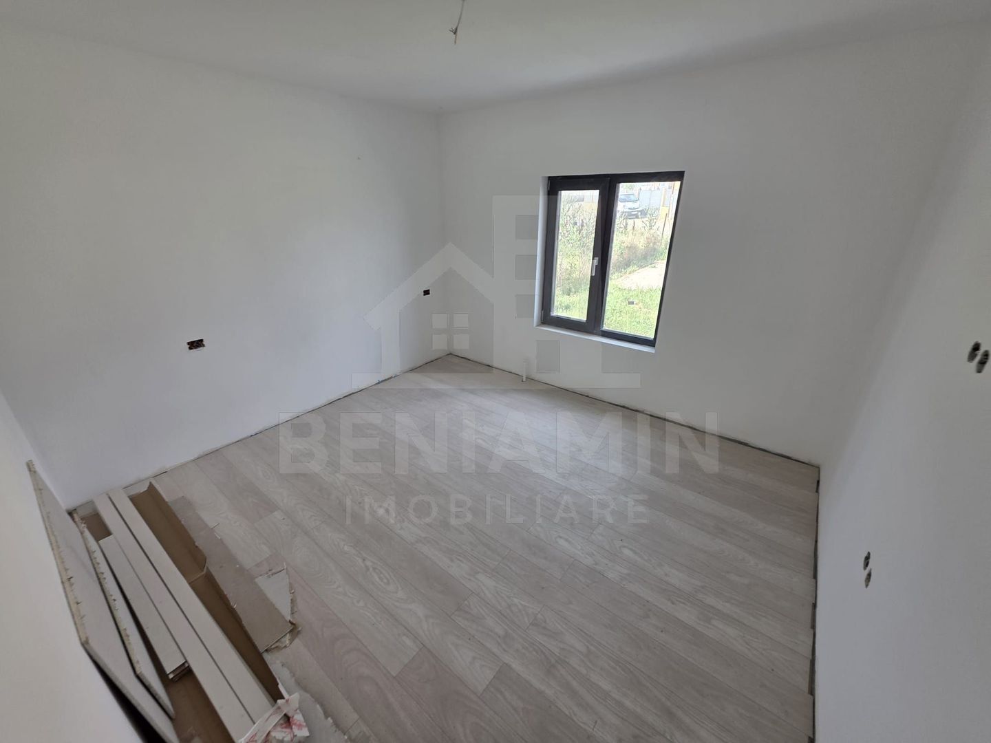 Casa 3 dormitoare-2 bai-Living si bucatarie-Damila-Selgros - Poză 6