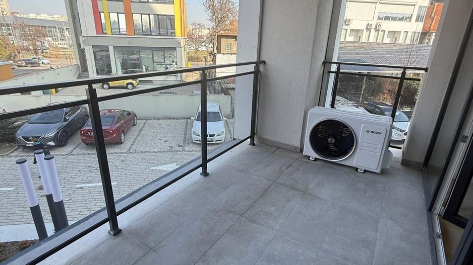 Spatiu birou | Circumvalatiunii - Nord One | Loc de Parcare Inclus - Poză 4