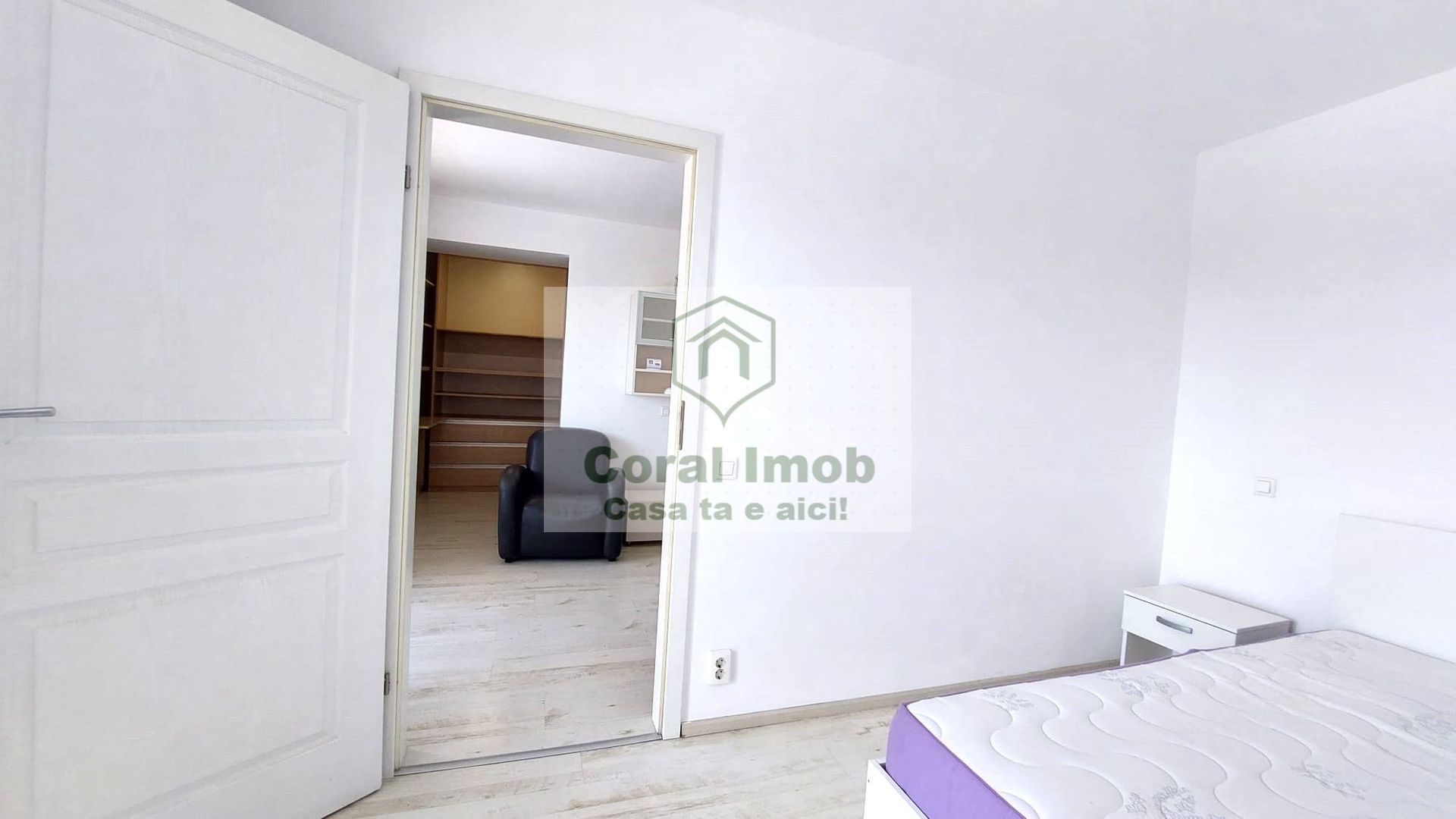 Vanzare 2 camere Vitan Barzesti, cu parcare! - Poză 4