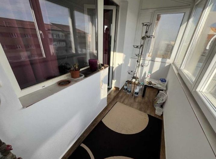 Apartament cu 3 Camere, decomandat  Cetate  Mercur  2 bai,boxa - Poză 8