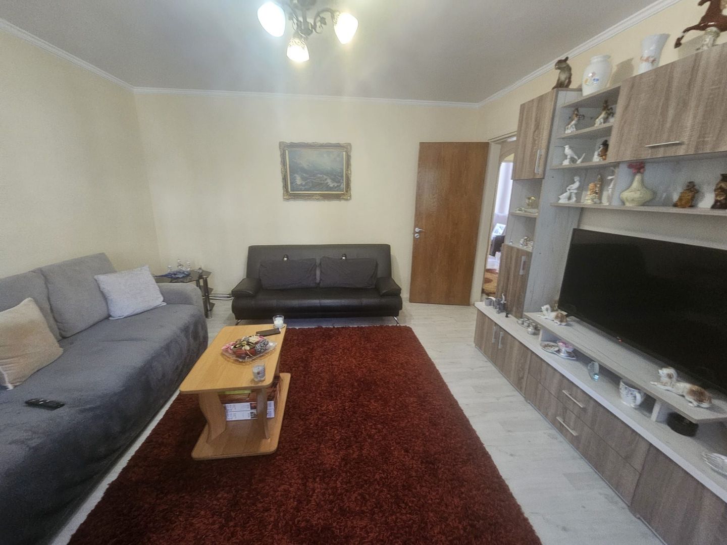 Apartament 4 camere, etaj 1 – Exercițiu, lângă Poștă - Poză 2
