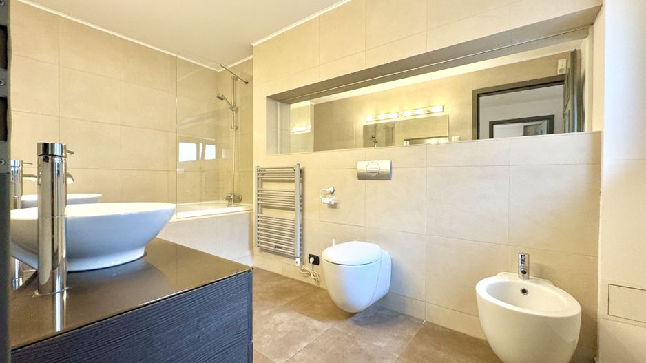 Apartament 3 camere, elegant si spațios, in Piața Unirii - Poză 24