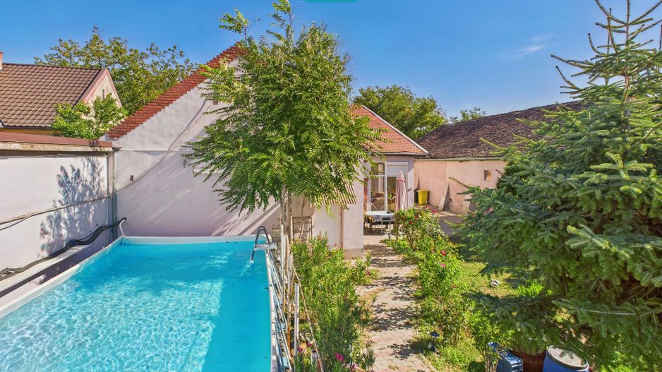 Casă cu piscină și teren generos, Sântana - Poză 30