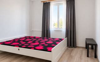Apartament cu 3 camere de vanzare in zona Radovanu/Colentina - Poză 2