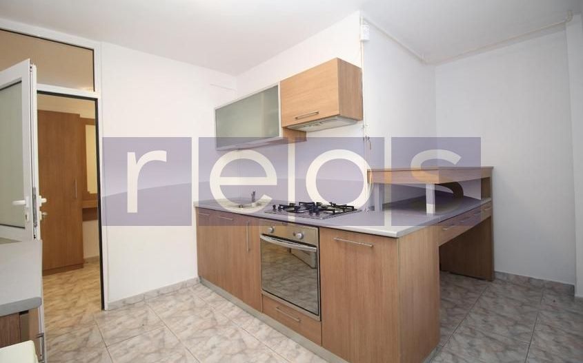 VANZARE 3 CAMERE | 2 BAI | ZONA DECEBAL - Poză 8