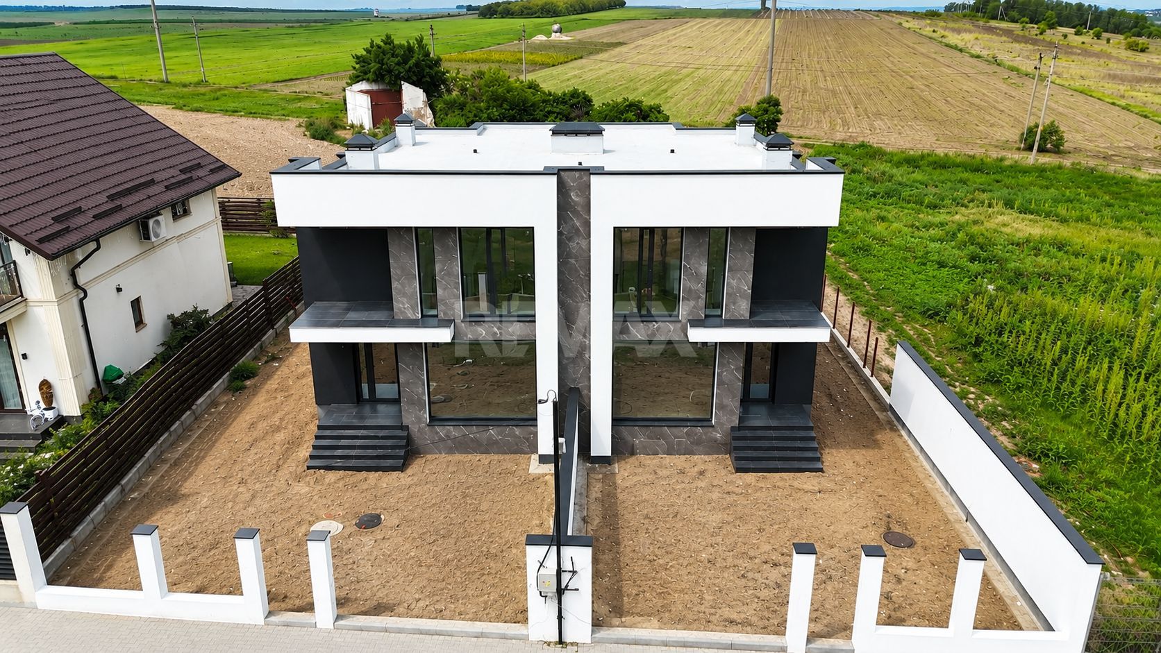 Duplex Ialoveni  140 mp, 3 ari teren - Poză 3