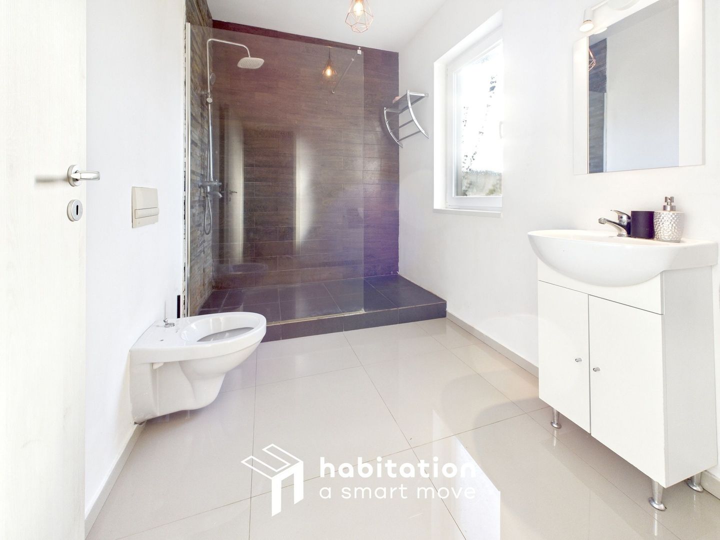 Proprietate deosebită – Casă pe Colț cu 2 fronturi stradale - Poză 27