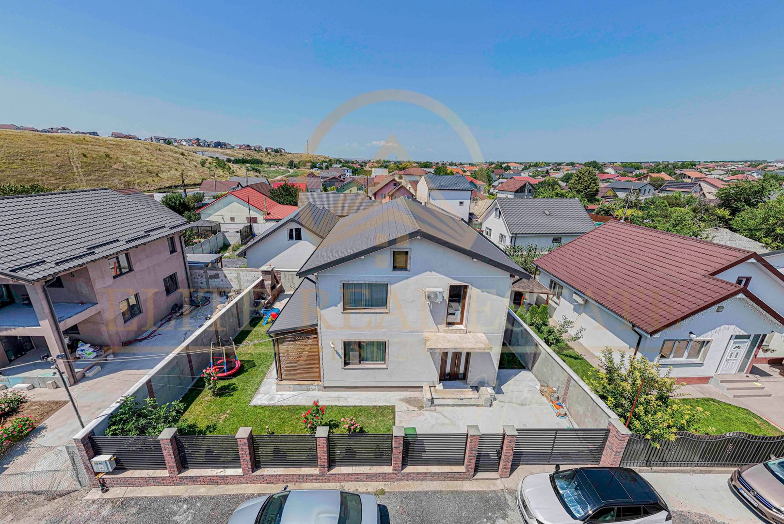Valu lui Traian - Casă P+1E, 4 dormitoare, terasă acoperită - Poză 20