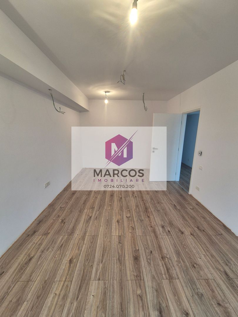 Pethouse de închiriat in centru Resitei - Poză 2