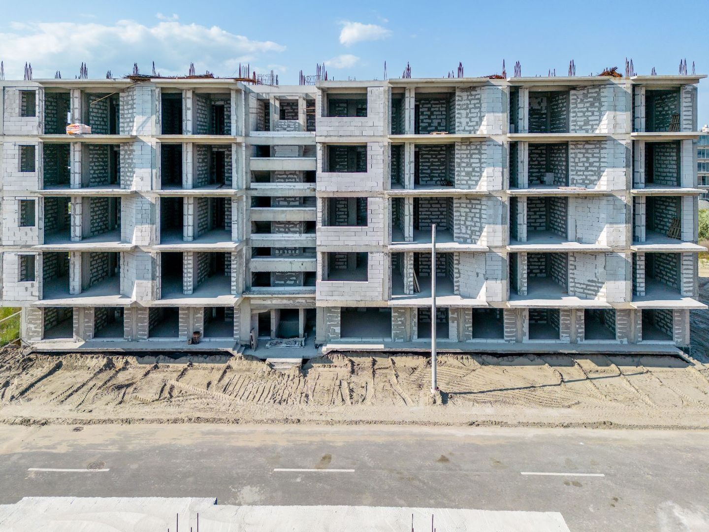 Ag. Eu. vinde Ap. 2 Cam. 40 mp Parter  An bloc 2023  Mamaia Nord - Poză 4