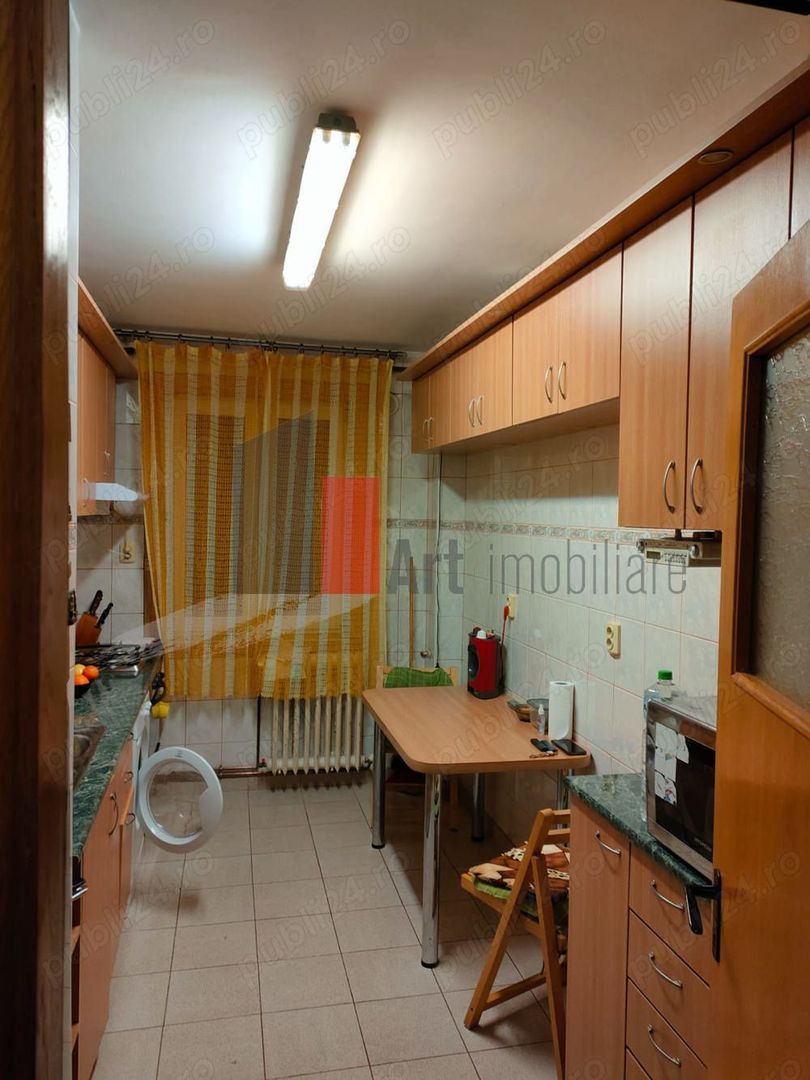 Apartament 4 camere Piața Gorjului - Poză 1