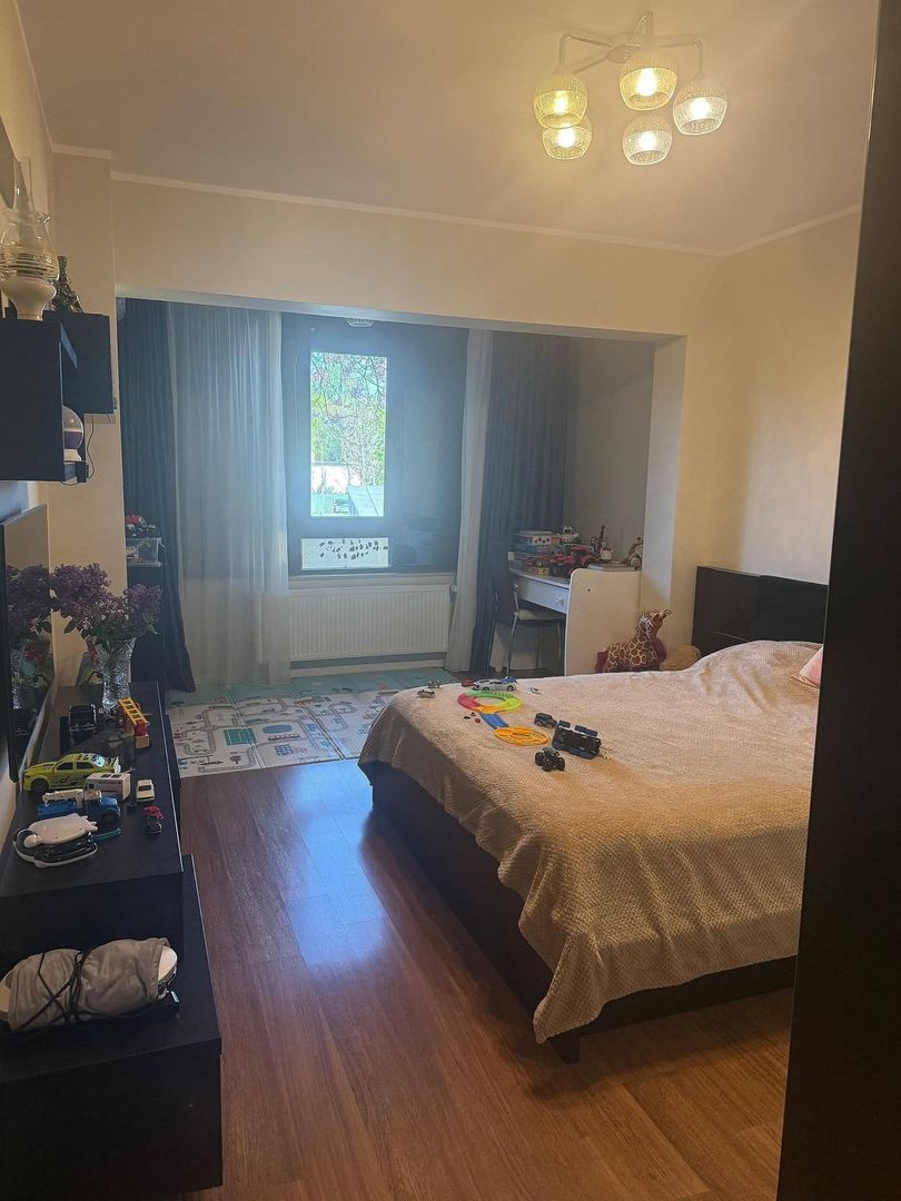 De vanzare apartament 2 camere Complex Vega, 120.000 euro - Poză 5