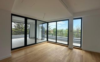 Penthouse superb -  vedere către pădure - Poză 3