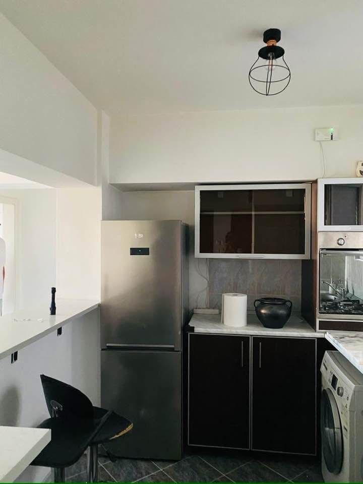 Apartament 2 camere spațios, chiar la metrou Ștefan cel Mare - Poză 2