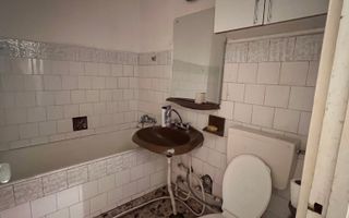 Apartament 3 camere – Micro 4, vedere la bulevard - Poză 8