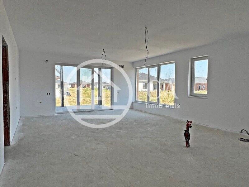 Casa de vanzare cu 4 camere in Santandrei, Bihor - Poză 5