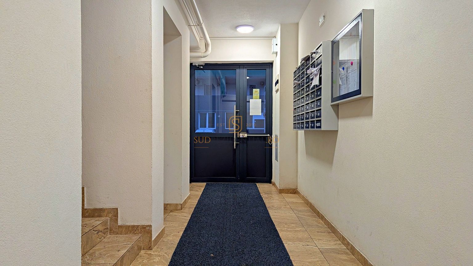 Metrou Bercen,  Apartament 2 camere, curte, decomandat, comision 0% - Poză 13