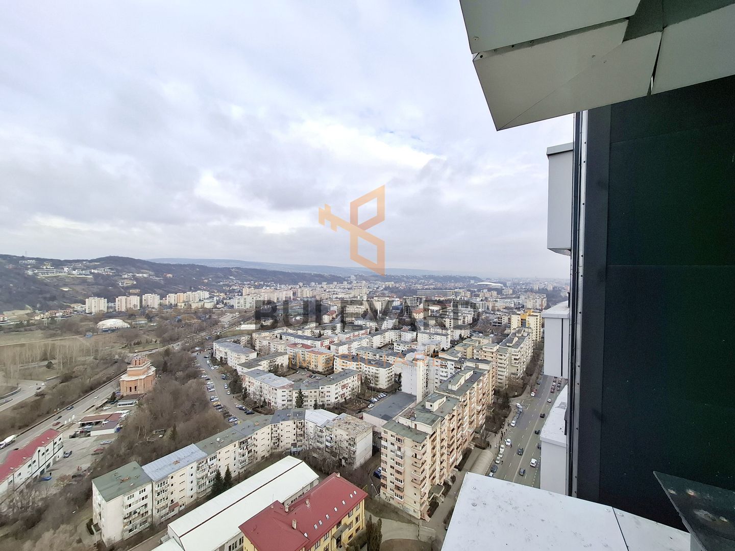 Penthouse 194 mp utili + 4 balcoane, view superb! - Poză 3