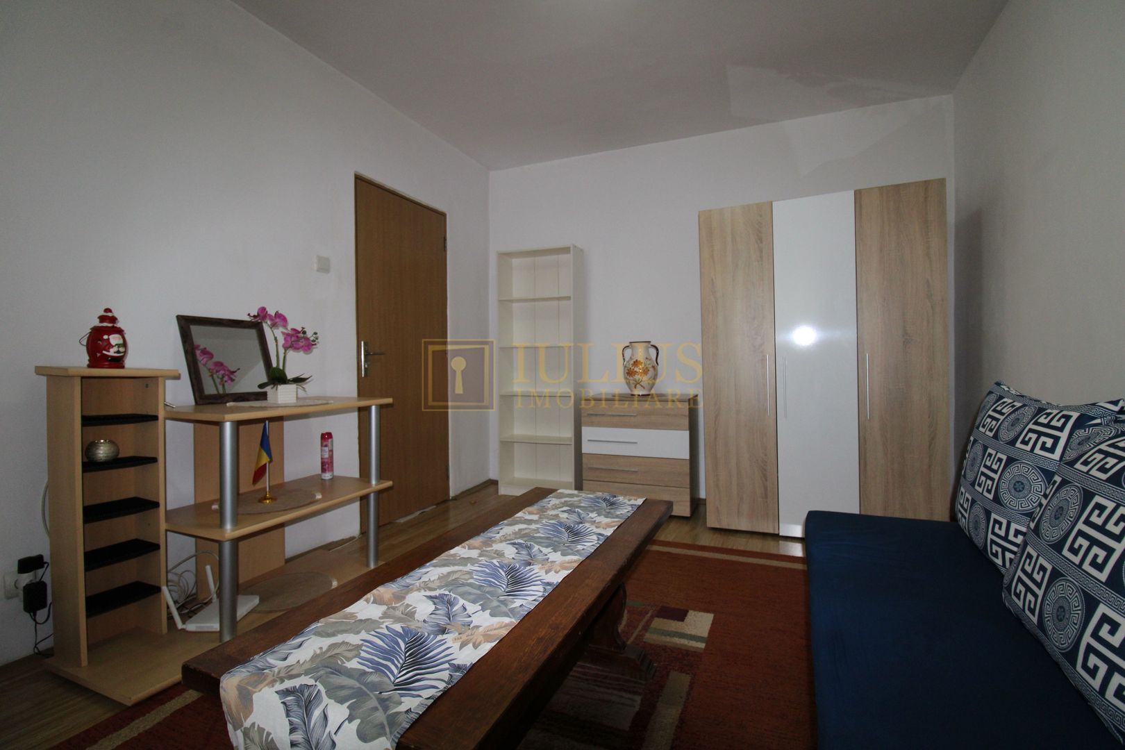 Apartament cu o camera, zona Lipovei. - Poză 2