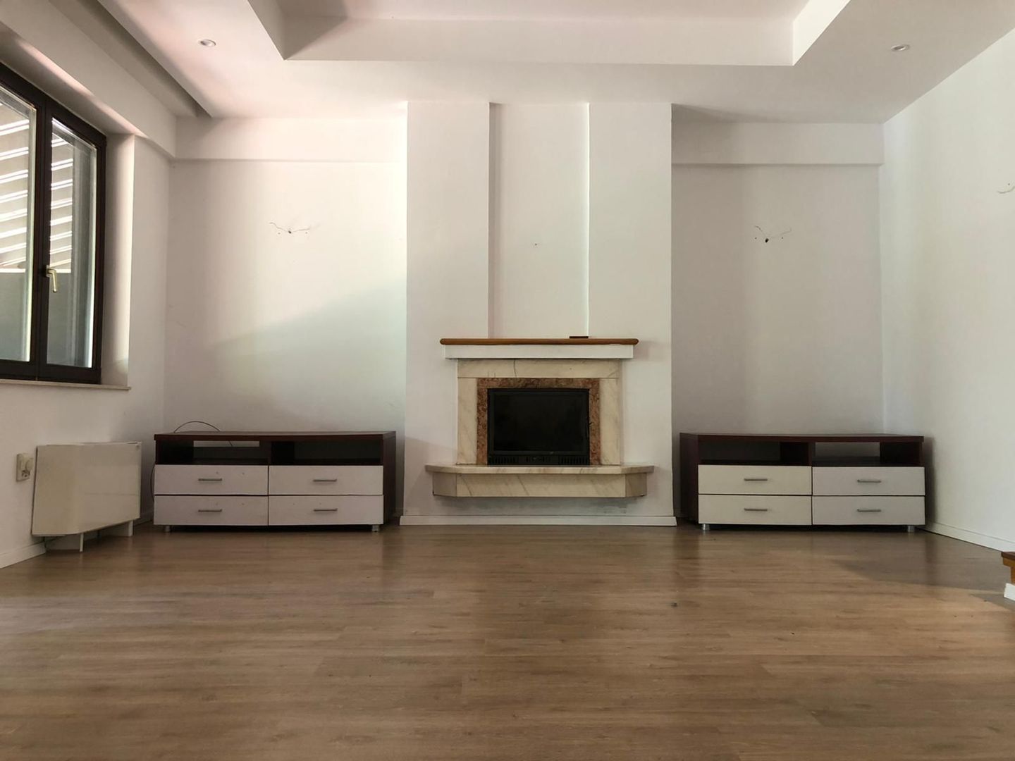 Vila 6 camere cu iesire la lacul Baneasa teren 317 mp - Poză 5