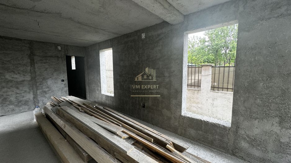 VILA 5 CAMERE, ZONA ULTRA CENTRALA, CAMPULUNG MUSCEL, TEREN 500 MP - Poză 5