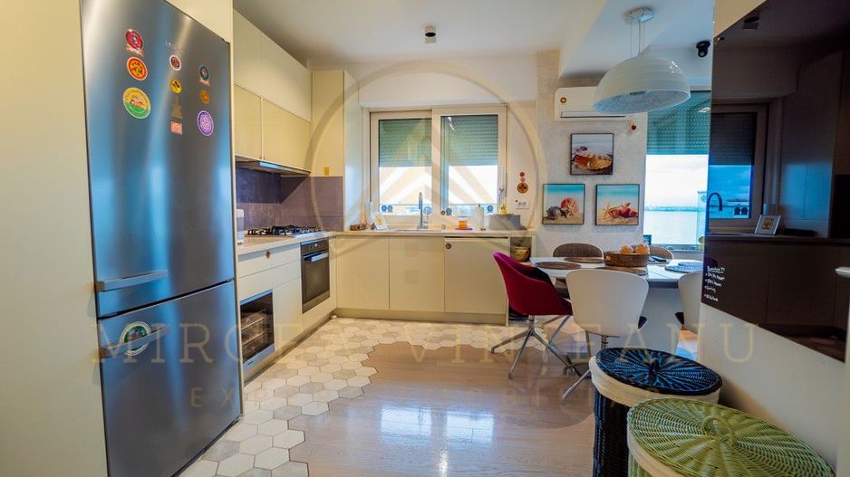 Statiune Mamaia - Summerland - Apartament cu vedere frontala la mare si lac. - Poză 11