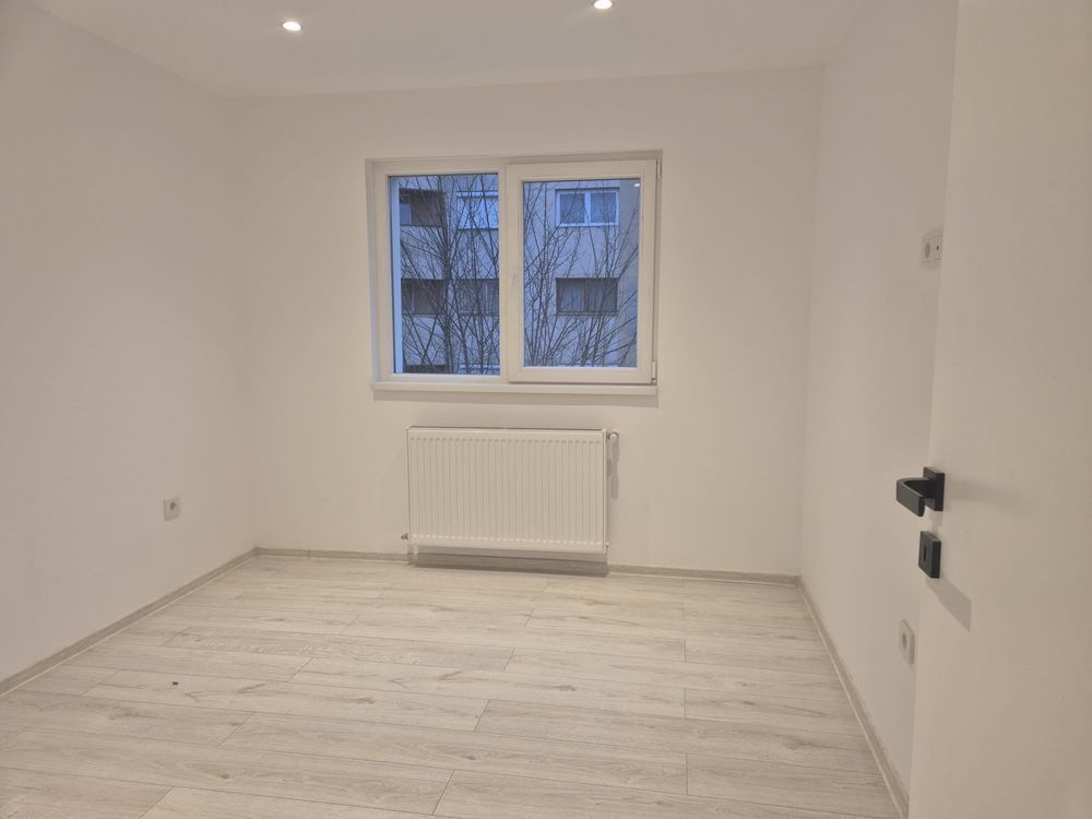 BRASADAS vinde ap 4 cam etaj 3/4 in Micro 16. - Poză 6