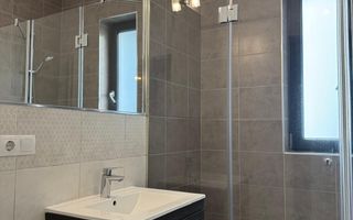 Apartament 4 camere decomandate , 2 bai, 2 balcoane,  90mpu, Sibiu - Poză 16