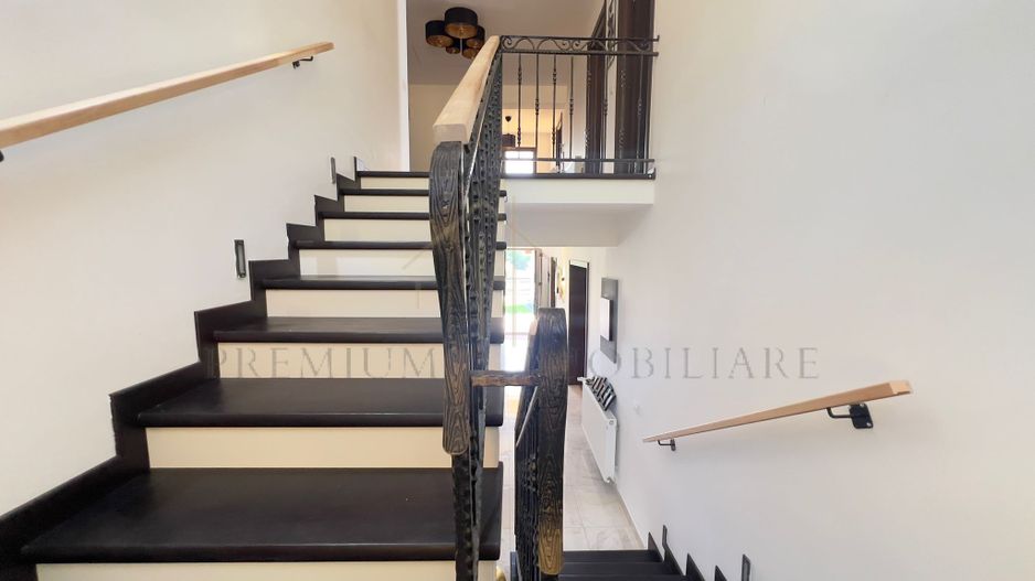 Vilă P+M cu teren de 4.200 mp – Onești - Poză 16