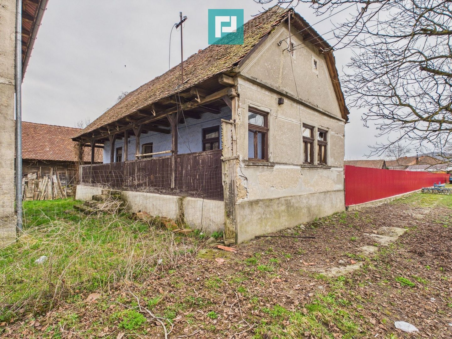 Casă la roșu în localitatea Almaș, Arad. - Poză 5