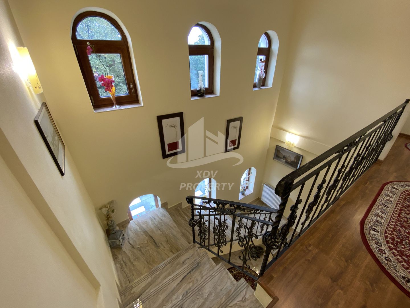 Vila  Frumoasa , Sibiu ,6 camere , 5 Bai , mobilata ,utilata - Poză 16