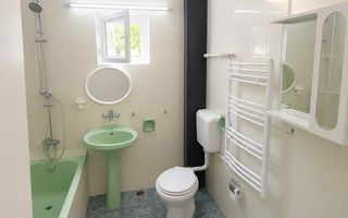 Apartament la casă cu terasă generoasă, între Lipovei și Aradului – co - Poză 5