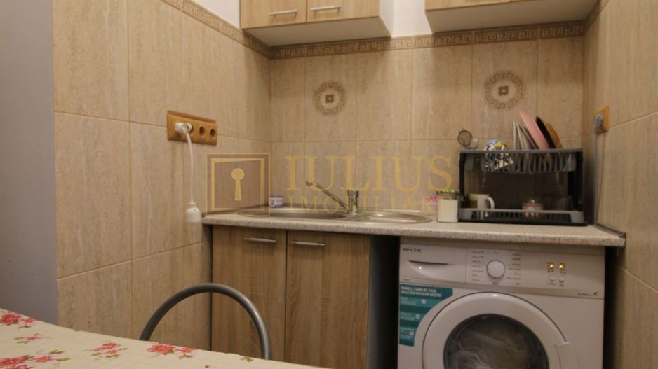 5 minute de mers pe jos de UMFT,  apartament foarte spatios - Poză 8